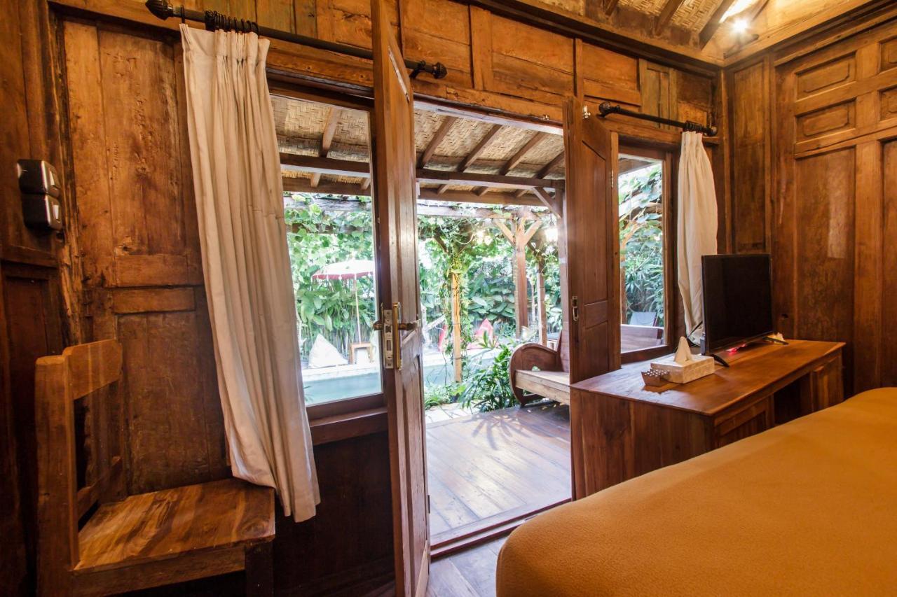 Bening Hut And Spa Seminyak  Bagian luar foto