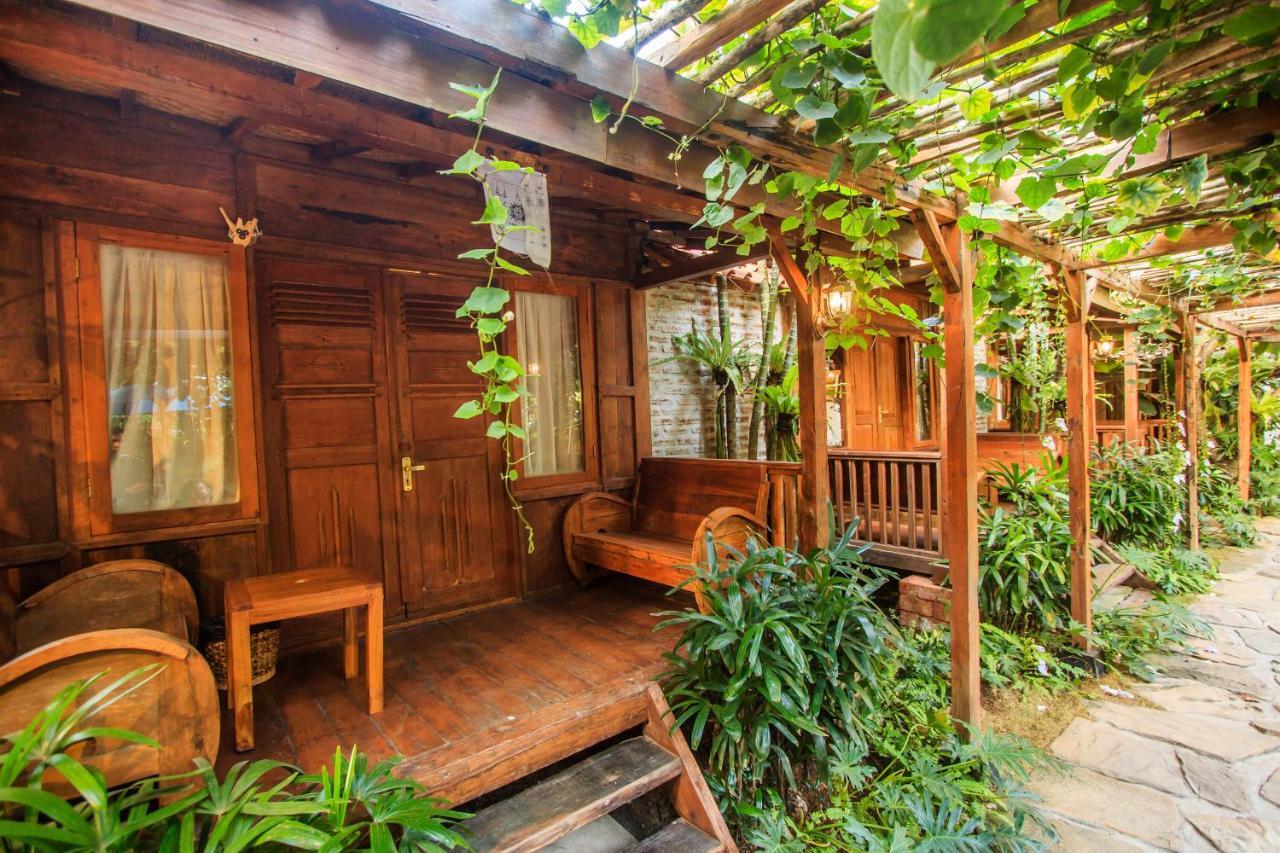 Bening Hut And Spa Seminyak  Bagian luar foto