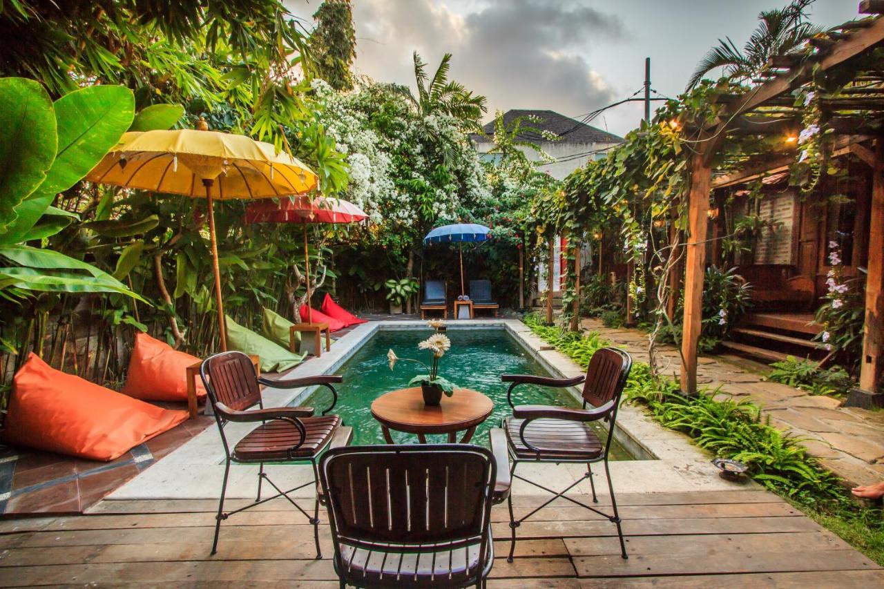 Bening Hut And Spa Seminyak  Bagian luar foto