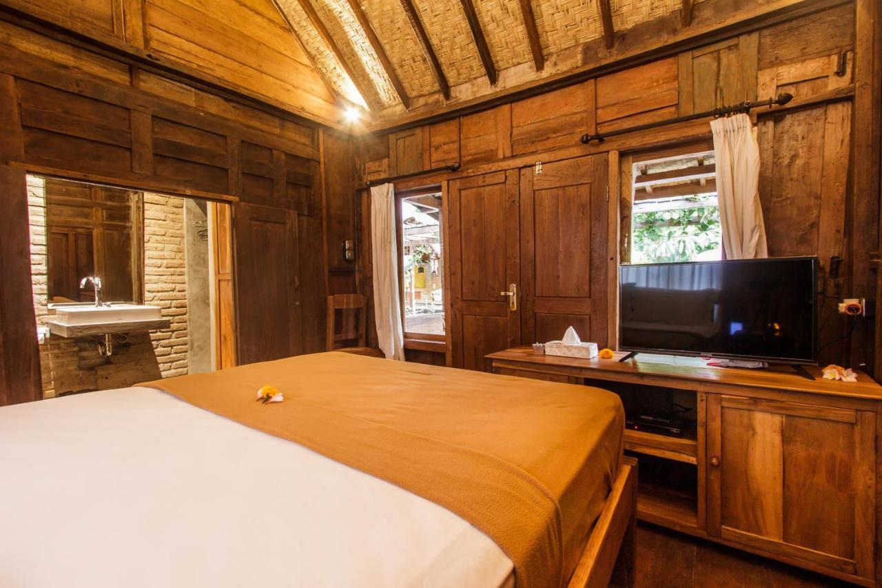 Bening Hut And Spa Seminyak  Bagian luar foto